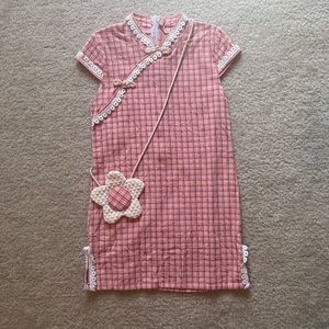 Little girls Chinese traditional qipao dress
Good to used condition